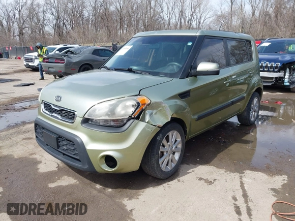 2012 Kia Soul + with VIN KNDJT2A67C7450802, listed as a IAAI auction lot 41815696 with 137,101 mi miles. Bid and sale history available at carsss.com. Image 2.