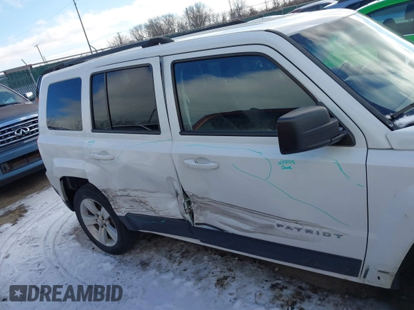 2016 Jeep Patriot High Altitude with VIN 1C4NJPFA8GD784622, listed as a IAAI auction lot 41216673 with 158,152 mi miles and . Bid and sale history available at DreamBid. Image 6.