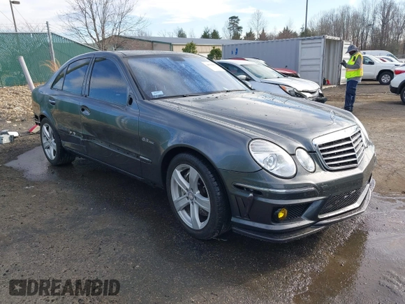 2007 Mercedes-Benz E 63 AMG with VIN WDBUF77X17B172367, listed as a IAAI auction lot 41712525 with 144,100 mi miles and . Bid and sale history available at carsss.com. Image 1.