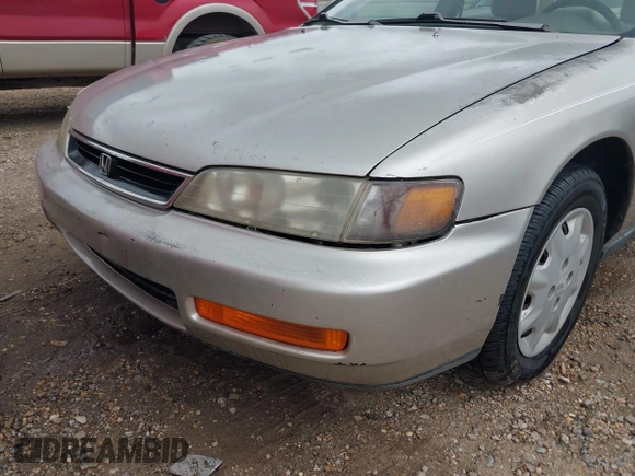 1997 Honda Accord LX z VIN JHMCD5638VC000719, wystawiony jako IAAI lot #42190141 z przebiegiem 325 010 mil mil oraz . Historia ofert i sprzedaży dostępna na DreamBid. Obrazek 6.