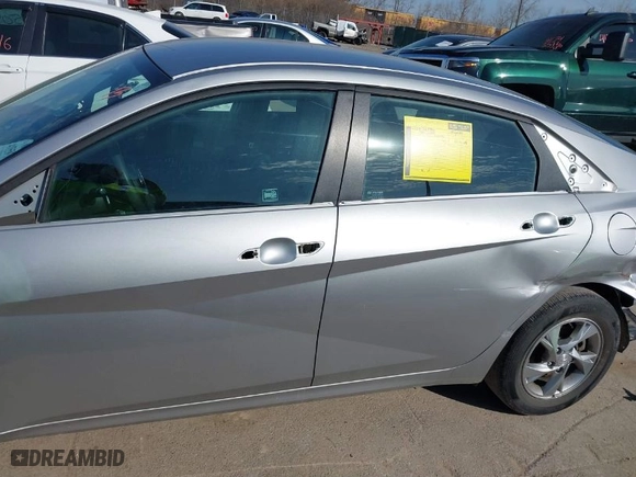 2021 Hyundai Elantra SE with VIN 5NPLL4AG1MH019074, listed as a IAAI auction lot 41755879 with 22,972 mi miles. Bid and sale history available at carsss.com. Image 15.