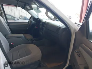 2004 Ford Explorer XLT с VIN 1FMZU63K64ZA14428, выставлен на аукционе IAAI как лот 42598088 с пробегом 302 420 миль миль и . История ставок и продаж доступна на DreamBid. Изображение 5.