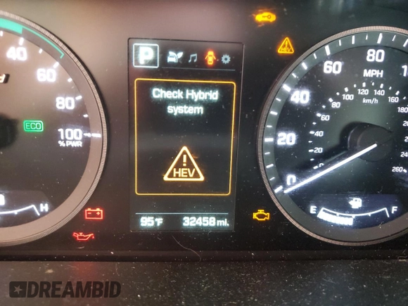 2016 Hyundai Sonata Hybrid SE with VIN KMHE24L18GA010996, listed as a Copart auction lot 57464962 with 32,458 mi miles. Bid and sale history available at carsss.com. Image 8.
