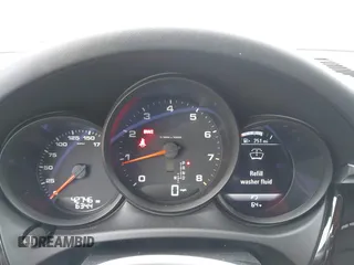 2021 Porsche Macan z VIN WP1AA2A51MLB04460, wystawiony jako IAAI lot #42259834 z przebiegiem 42 746 mil mil oraz . Historia ofert i sprzedaży dostępna na DreamBid. Obrazek 7.