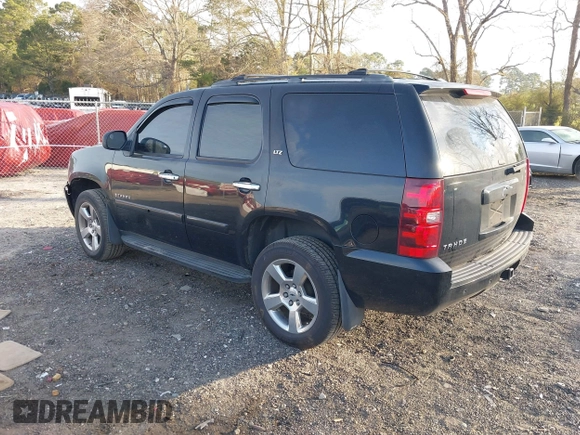 2007 Chevrolet Tahoe LT z VIN 1GNFC13017J319325, wystawiony jako IAAI lot #41846816 z przebiegiem 273 075 mil mil oraz . Historia ofert i sprzedaży dostępna na DreamBid. Obrazek 3.