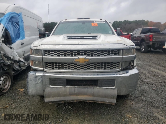 2019 Chevrolet Silverado 3500HD Work Truck with VIN 1GC4KVCY9KF196644, listed as a Copart auction lot 84682364 with 0 mi miles and Non Repairable. Bid and sale history available at carsss.com. Image 5.