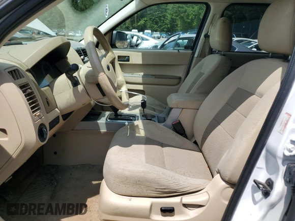 2008 Ford Escape XLT with VIN 1FMCU93108KA90367, listed as a Copart auction lot 60464585 with 205,566 mi miles and Clean title. Bid and sale history available at DreamBid. Image 7.
