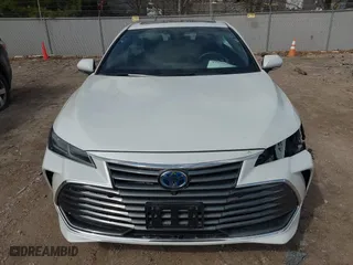 2022 Toyota Avalon Hybrid Limited with VIN 4T1DA1AB1NU013114, listed as a IAAI auction lot 42022922 with 30,686 mi miles. Bid and sale history available at carsss.com. Image 12.