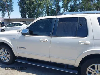 2007 Ford Explorer Limited с VIN 1FMEU75897UA35586, выставлен на аукционе IAAI как лот 42660077 с пробегом 135 507 миль миль и . История ставок и продаж доступна на DreamBid. Изображение 17.