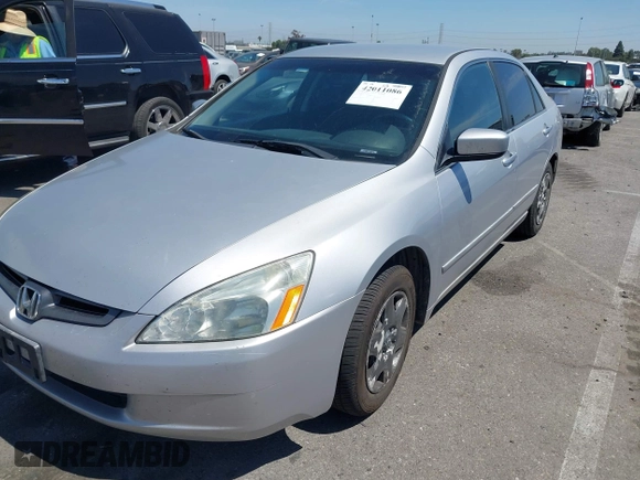 2005 Honda Accord LX z VIN 1HGCM56415A152722, wystawiony jako IAAI lot #42011086 z przebiegiem 217 966 mil mil oraz . Historia ofert i sprzedaży dostępna na DreamBid. Obrazek 6.