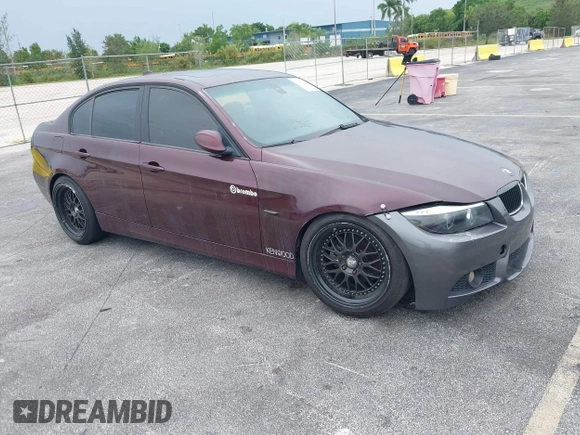 2007 BMW 3 Series 328i z VIN WBAVA37507NL13887, wystawiony jako IAAI lot #42429236 z przebiegiem 191 773 mil mil oraz . Historia ofert i sprzedaży dostępna na DreamBid. Obrazek 1.
