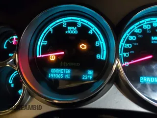 2010 Chevrolet Silverado 1500 1HY with VIN 3GCXKUEJ2AG214941, listed as a IAAI auction lot 41221547 with 199,365 mi miles and . Bid and sale history available at DreamBid. Image 7.