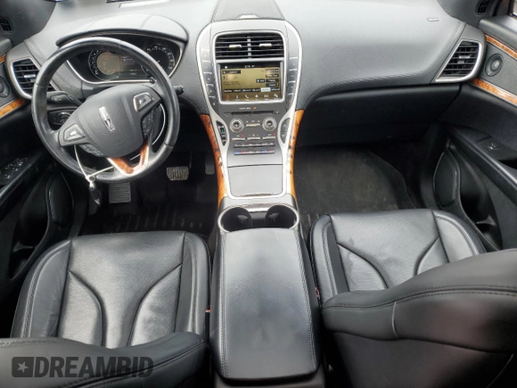 2016 Lincoln MKX Reserve z VIN 2LMTJ8LRXGBL62686, wystawiony jako Copart lot #55666305 z przebiegiem 84 407 mil mil oraz Szkoda całkowita • Salvage title. Historia ofert i sprzedaży dostępna na DreamBid. Obrazek 8.