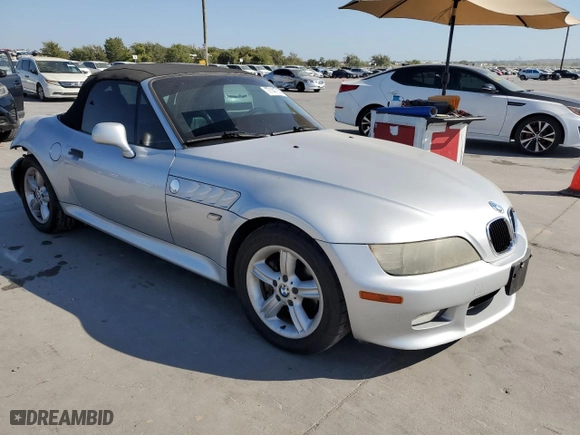 2001 BMW Z3 2.5i with VIN WBACN33431LK45838, listed as a Copart auction lot 77141714 with 113,754 mi miles and Salvage Title. Bid and sale history available at carsss.com. Image 4.