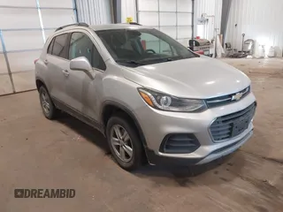 2017 Chevrolet Trax LT with VIN 3GNCJPSB4HL180445, listed as a IAAI auction lot 41420810 with 105,559 mi miles and . Bid and sale history available at carsss.com. Image 1.