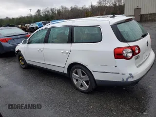 2009 Volkswagen Passat z VIN WVWXK73C09E049688, wystawiony jako Copart lot #83667744 z przebiegiem 206 382 mil mil oraz Szkoda całkowita • Salvage title. Historia ofert i sprzedaży dostępna na DreamBid. Obrazek 2.