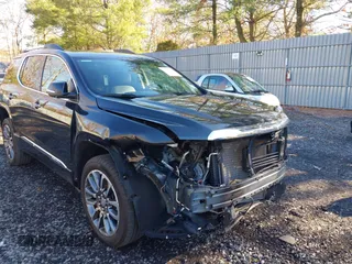 2020 GMC Acadia Denali with VIN 1GKKNXLS5LZ186171, listed as a IAAI auction lot 41205658 with 71,800 mi miles. Bid and sale history available at carsss.com. Image 17.