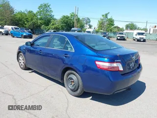 2007 Toyota Camry z VIN 4T1BB46K77U024328, wystawiony jako IAAI lot #42307164 z przebiegiem 146 953 mil mil oraz . Historia ofert i sprzedaży dostępna na DreamBid. Obrazek 3.