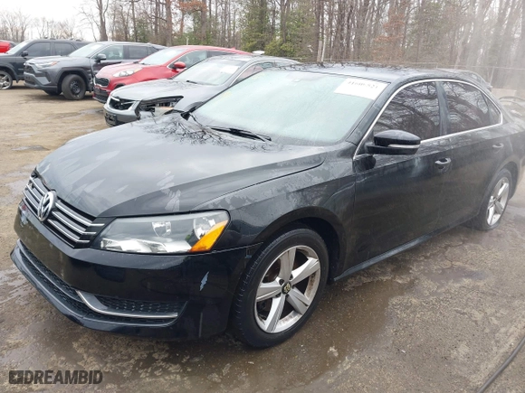 2013 Volkswagen Passat SE with VIN 1VWBP7A33DC114324, listed as a IAAI auction lot 41609521 with 110,229 mi miles. Bid and sale history available at carsss.com. Image 17.