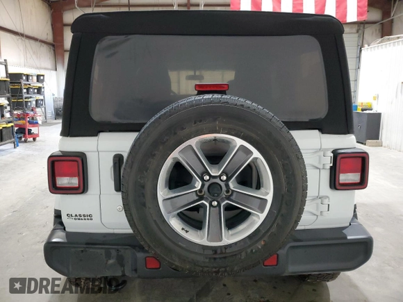 2020 Jeep Wrangler Unlimited Sahara with VIN 1C4HJXEGXLW147507, listed as a Copart auction lot 85898674 with 69,828 mi miles and Clean Title. Bid and sale history available at carsss.com. Image 6.