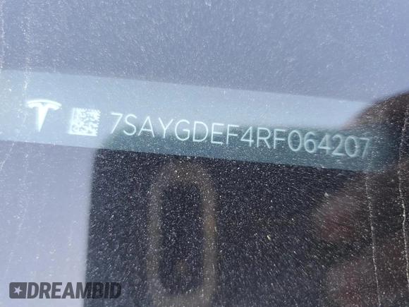 2024 Tesla Model Y Performance z VIN 7SAYGDEF4RF064207, wystawiony jako Copart lot #49477615 z przebiegiem Nie podano mil oraz Czysty tytuł • Clean title. Historia ofert i sprzedaży dostępna na DreamBid. Obrazek 12.