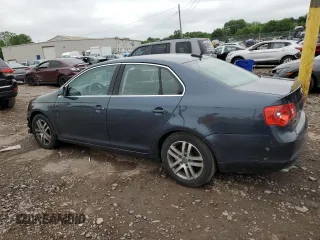 2005 Volkswagen Jetta 2.5L с VIN 3VWDF71K65M607420, выставлен на аукционе Copart как лот 59906585 с пробегом 136 949 миль миль и Списание • Salvage title. История ставок и продаж доступна на DreamBid. Изображение 2.