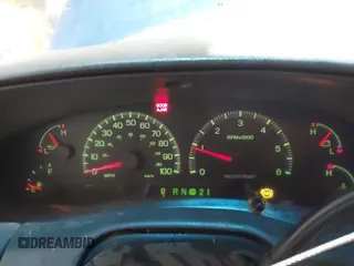 2000 Ford F-150 XL z VIN 1FTRX18L7YKB27657, wystawiony jako IAAI lot #42262373 z przebiegiem Nie podano mil oraz . Historia ofert i sprzedaży dostępna na DreamBid. Obrazek 7.