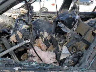 2018 BMW X5 M z VIN 5YMKT6C50J0Y84198, wystawiony jako Copart lot #78484863 z przebiegiem Nie podano mil oraz . Historia ofert i sprzedaży dostępna na DreamBid. Obrazek 7.