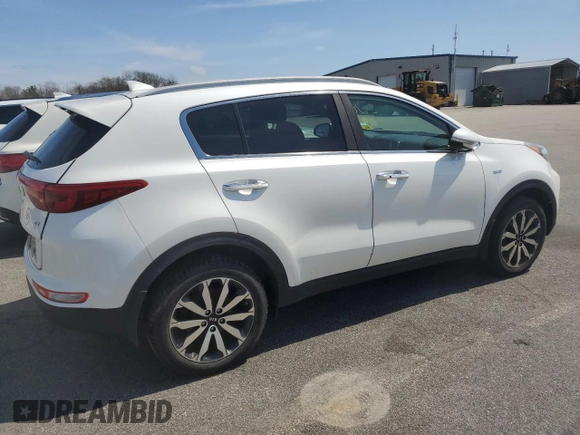 2019 Kia Sportage EX z VIN KNDPNCACXK7495151, wystawiony jako Copart lot #53269815 z przebiegiem 122 706 mil mil oraz Czysty tytuł • Clean title. Historia ofert i sprzedaży dostępna na DreamBid. Obrazek 3.