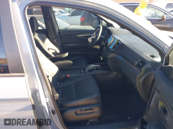 2022 Honda Passport EX-L with VIN 5FNYF7H57NB005716, listed as a IAAI auction lot 41078499 with 33,141 mi miles and . Bid and sale history available at DreamBid. Image 5.