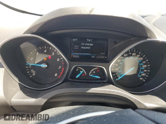 2013 Ford Escape SE с VIN 1FMCU9G91DUC25077, выставлен на аукционе Copart как лот 60888305 с пробегом 212 409 миль миль и Списание • Salvage title. История ставок и продаж доступна на DreamBid. Изображение 9.