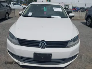 2012 Volkswagen Jetta SE с VIN 3VWDP7AJXCM311284, выставлен на аукционе IAAI как лот 42778112 с пробегом Не указан миль и . История ставок и продаж доступна на DreamBid. Изображение 10.