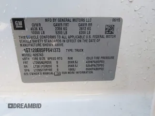 2015 GMC Sierra 2500HD Denali z VIN 1GT120E85FF641373, wystawiony jako IAAI lot #41791280 z przebiegiem 281 137 mil mil oraz . Historia ofert i sprzedaży dostępna na DreamBid. Obrazek 9.