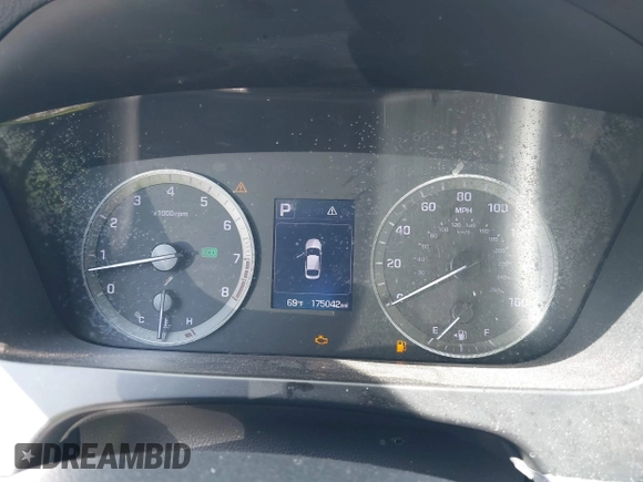 2015 Hyundai Sonata Limited with VIN 5NPE34AF9FH189704, listed as a IAAI auction lot 41774078 with 175,042 mi miles and . Bid and sale history available at carsss.com. Image 7.