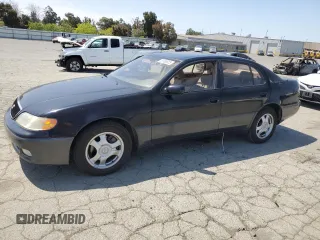1995 Lexus GS 300 z VIN JT8JS47E8S0110254, wystawiony jako Copart lot #55109325 z przebiegiem 127 333 mil mil oraz Tytuł czysty. Historia ofert i sprzedaży dostępna na DreamBid. Obrazek 1.