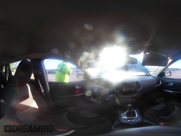 2018 Jeep Cherokee Latitude Tech Connect с VIN 1C4PJLCB1JD534225, выставлен на аукционе IAAI как лот 42758503 с пробегом 163 599 миль миль и . История ставок и продаж доступна на DreamBid. Изображение 19.