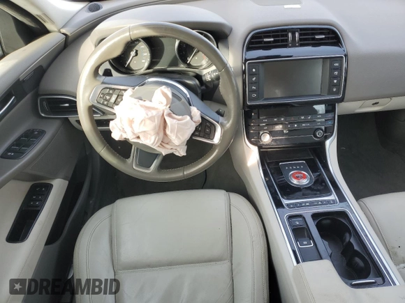 2018 Jaguar XE 25t Prestige with VIN SAJAK4FX1JCP35890, listed as a Copart auction lot 88448445 with 0 mi miles and Salvage Title. Bid and sale history available at carsss.com. Image 8.