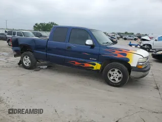2001 Chevrolet Silverado 1500 LS with VIN 2GCEC19V711267658, listed as a Copart auction lot 51426625 with 252,839 mi miles and Salvage Title. Bid and sale history available at DreamBid. Image 4.
