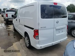 2020 Nissan NV200 SV z VIN 3N6CM0KN4LK705677, wystawiony jako IAAI lot #42521012 z przebiegiem 78 008 mil mil oraz . Historia ofert i sprzedaży dostępna na DreamBid. Obrazek 39.