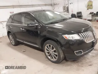 2011 Lincoln MKX z VIN 2LMDJ8JK9BBJ33290, wystawiony jako IAAI lot #41819376 z przebiegiem 153 231 mil mil oraz . Historia ofert i sprzedaży dostępna na DreamBid. Obrazek 1.