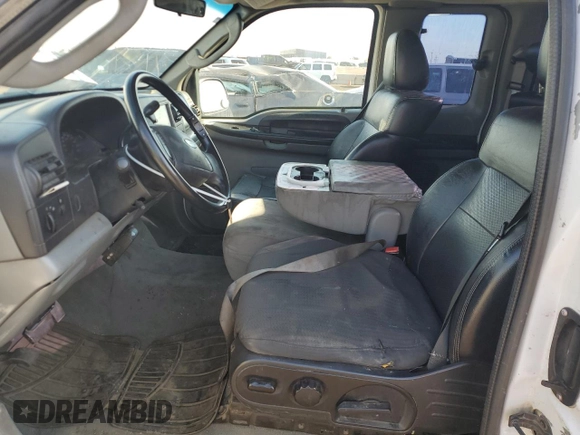 2005 Ford F-250 XL с VIN 1FTNX205X5EC21432, выставлен на аукционе Copart как лот 56248025 с пробегом 211 524 миль миль и Списание • Salvage title. История ставок и продаж доступна на DreamBid. Изображение 7.