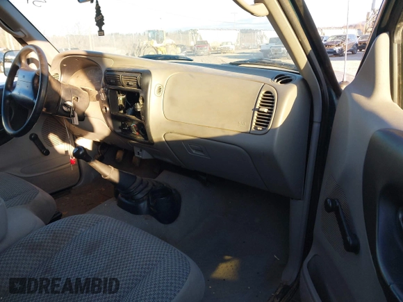 1998 Ford Ranger XL with VIN 1FTZR15U6WTA72360, listed as a IAAI auction lot 41233133 with 199,442 mi miles. Bid and sale history available at carsss.com. Image 5.