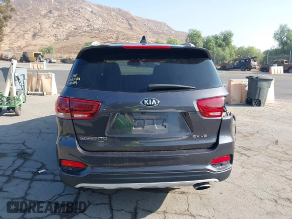 2019 Kia Sorento EX V6 with VIN 5XYPH4A58KG541318, listed as a IAAI auction lot 41021482 with 45,427 mi miles. Bid and sale history available at carsss.com. Image 15.