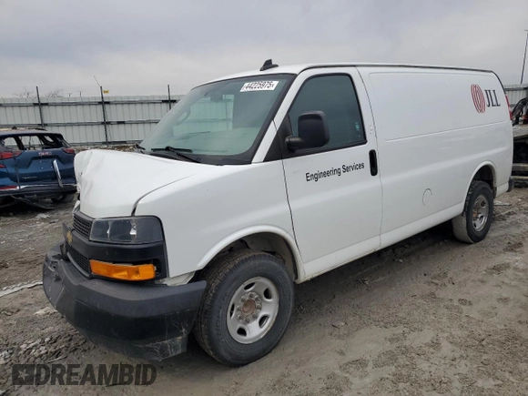 2020 Chevrolet Express Cargo with VIN 1GCWGAFP4L1174507, listed as a Copart auction lot 44225975 with 130,444 mi miles and Salvage Title. Bid and sale history available at DreamBid. Image 1.