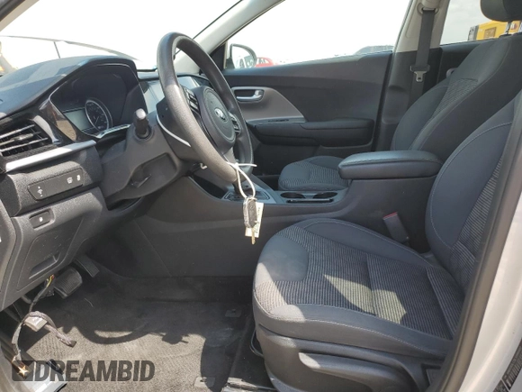 2020 Kia Niro LX with VIN KNDCB3LC5L5398022, listed as a Copart auction lot 57132154 with 198,581 mi miles and Clean Title. Bid and sale history available at carsss.com. Image 7.