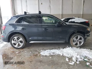 2021 Audi Q5 Prestige with VIN WA1CAAFY2M2007209, listed as a IAAI auction lot 41549634 with 41,677 mi miles. Bid and sale history available at carsss.com. Image 14.