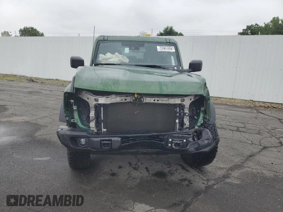 2025 Ford Bronco Badlands z VIN 1FMEE9BP1SLA66088, wystawiony jako Copart lot #60238525 z przebiegiem 1 419 mil mil oraz Czysty tytuł • Clean title. Historia ofert i sprzedaży dostępna na DreamBid. Obrazek 5.
