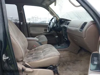 1998 Toyota 4Runner with VIN JT3GM84R2W0034920, listed as a IAAI auction lot 41550366 with 208,407 mi miles. Bid and sale history available at carsss.com. Image 5.