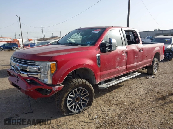 2017 Ford F-250 Lariat z VIN 1FT7W2B65HED25087, wystawiony jako IAAI lot #41728449 z przebiegiem 122 396 mil mil oraz . Historia ofert i sprzedaży dostępna na DreamBid. Obrazek 6.