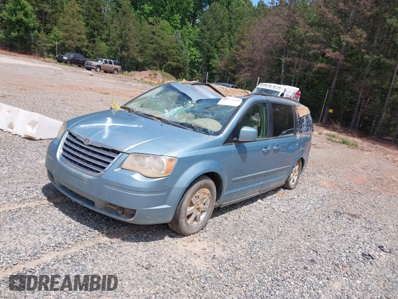 2008 Chrysler Town & Country Touring with VIN 2A8HR54P48R139622, listed as a IAAI auction lot 40619500 with Not Provided miles and . Bid and sale history available at carsss.com. Image 2.